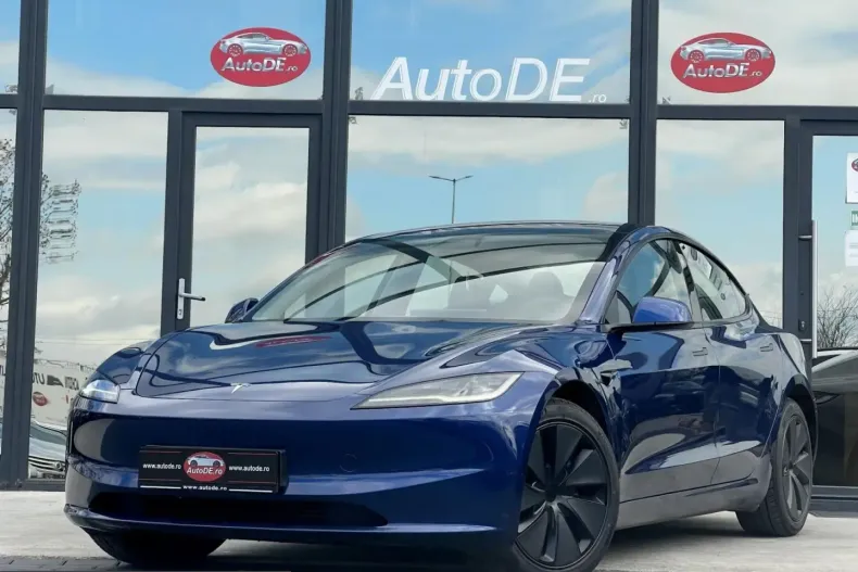 Tesla Model 3 din 2025 cu 6.770 km - oferta TES203547 - foto 1