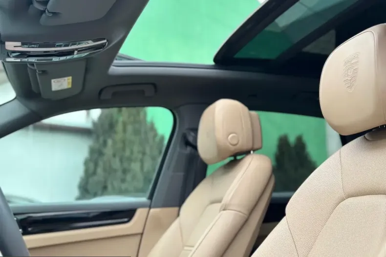 Porsche Cayenne din 2022 cu 136.321 km - oferta POR203548 - foto 8