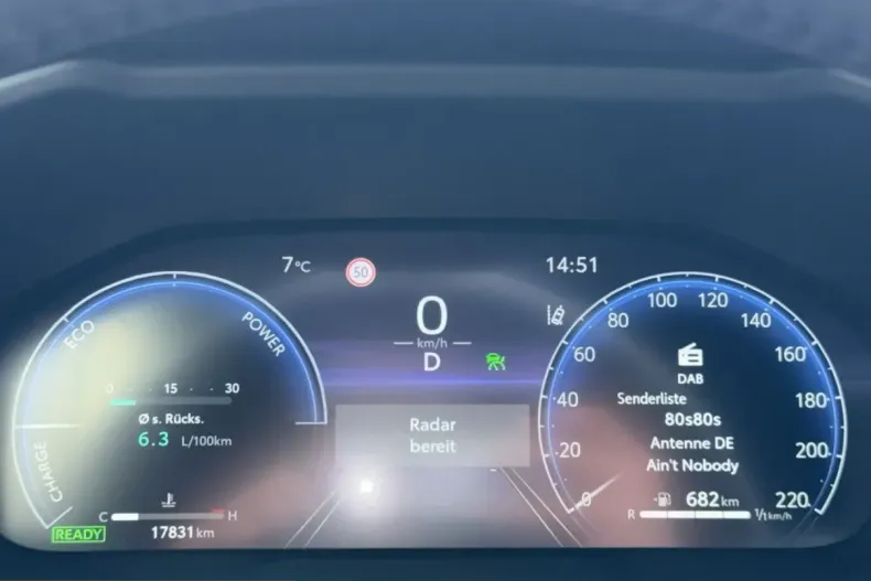 Toyota RAV4 din 2025 cu 21.452 km - oferta TOY203550 - foto 14