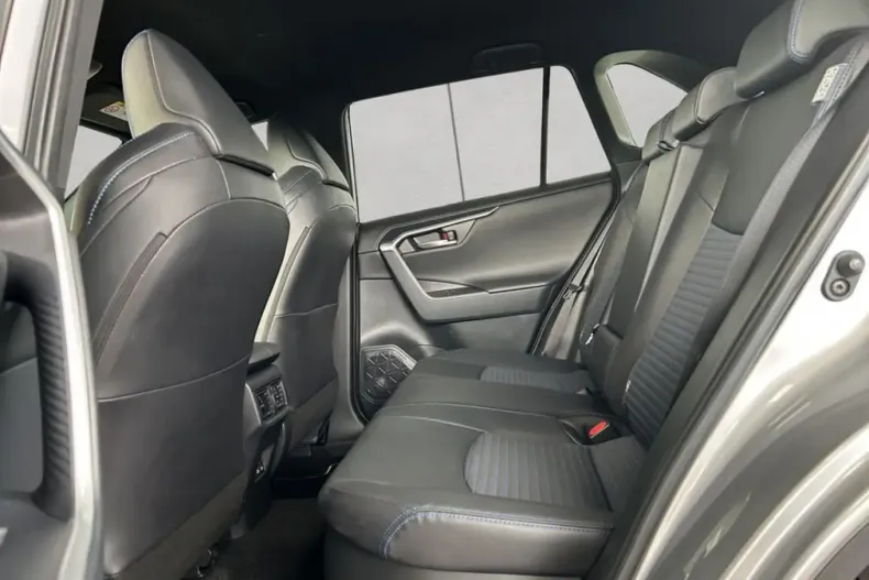 Toyota RAV4 din 2024 cu 32.565 km - oferta TOY203551 - foto 15