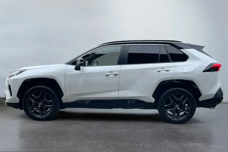 Toyota RAV4 din 2025 cu 4.587 km - oferta TOY203553 - foto 2