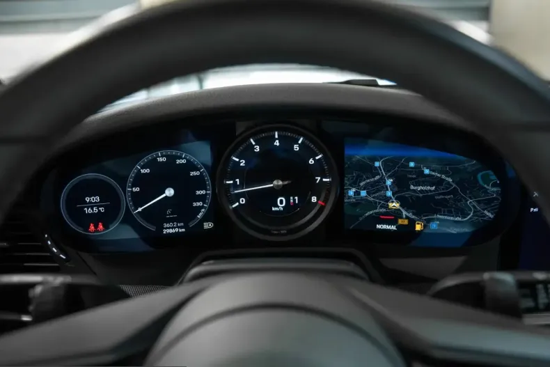 Porsche 992 din 2024 cu 29.900 km - oferta POR203554 - foto 21