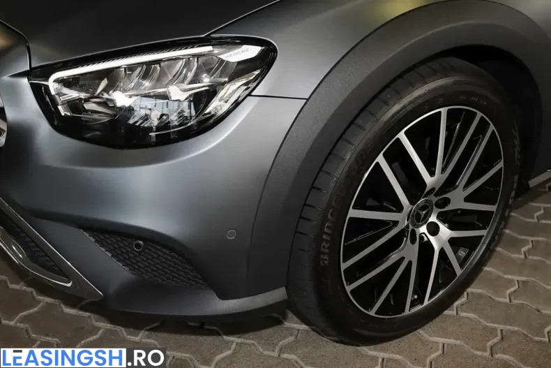 Mercedes-Benz E 450 (Clasa E) din 2023 cu 28.540 km - oferta MER203555 - foto 3