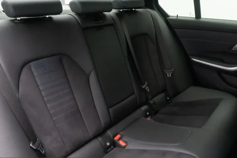 BMW 320 (Seria 3) din 2022 cu 36.665 km - oferta BMW203556 - foto 29