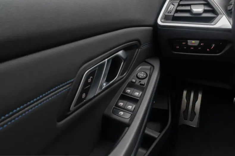 BMW 320 (Seria 3) din 2022 cu 36.665 km - oferta BMW203556 - foto 32