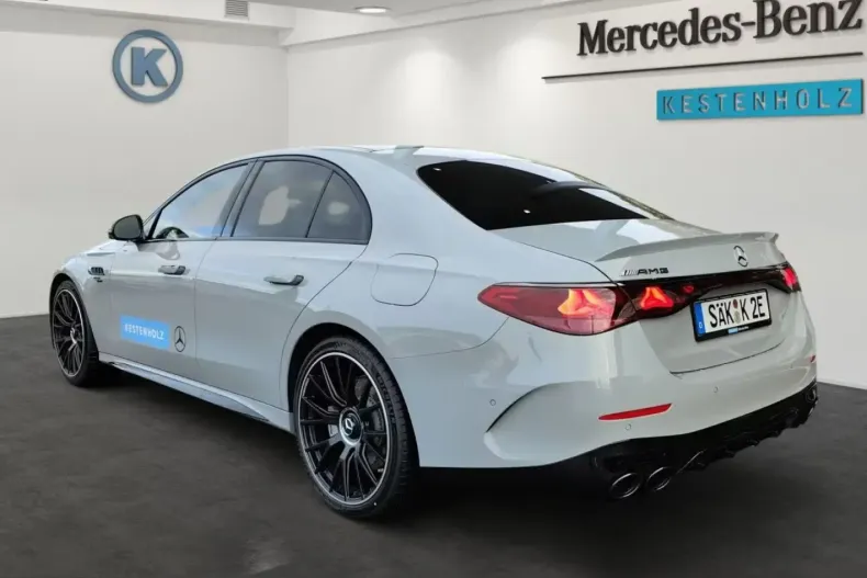 Mercedes-Benz E 53 AMG (Clasa E) din 2025 cu 11.999 km - oferta MER203565 - foto 4