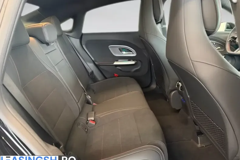 Mercedes-Benz CLA 200 (Clasa CLA) din 2026 cu 50 km - oferta MER203571 - foto 12