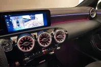 Mercedes-Benz CLA 200 (Clasa CLA) din 2024 cu 15.800 km - oferta MER203578 - foto 13