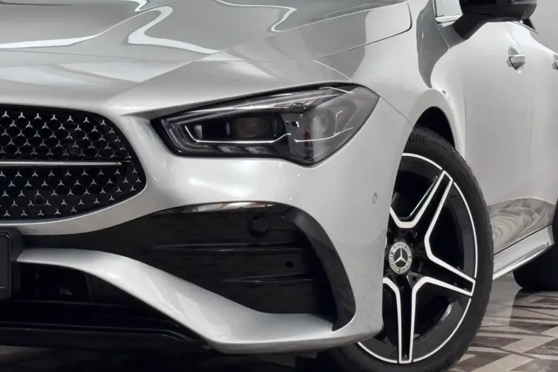 Mercedes-Benz CLA 200 (Clasa CLA) din 2024 cu 15.800 km - oferta MER203578 - foto 16