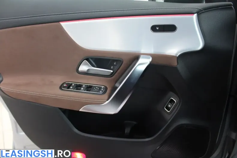 Mercedes-Benz CLA 200 (Clasa CLA) din 2025 cu 9.989 km - oferta MER203579 - foto 10