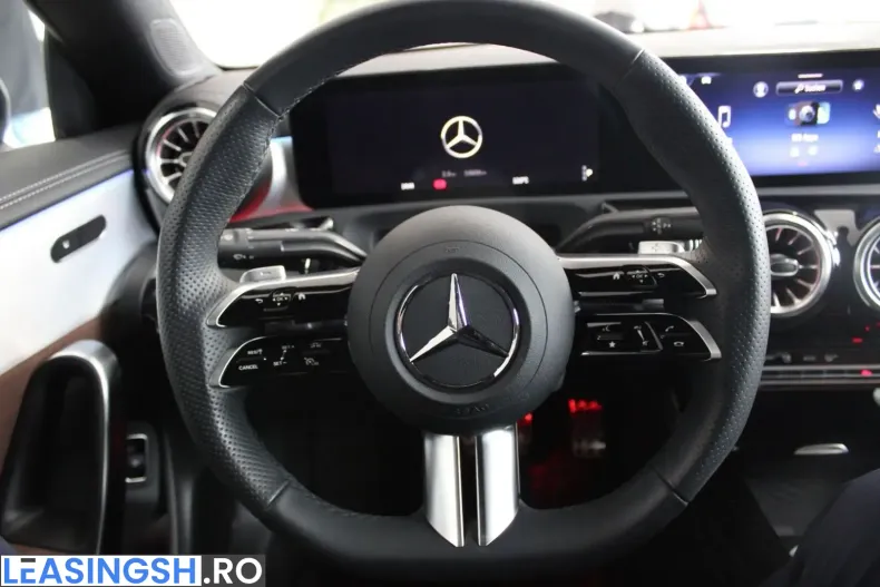 Mercedes-Benz CLA 200 (Clasa CLA) din 2025 cu 9.989 km - oferta MER203579 - foto 12