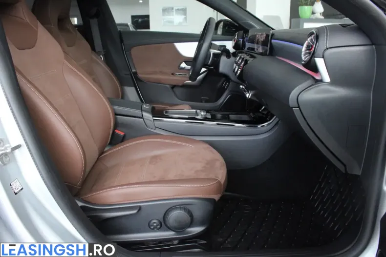 Mercedes-Benz CLA 200 (Clasa CLA) din 2025 cu 9.989 km - oferta MER203579 - foto 30