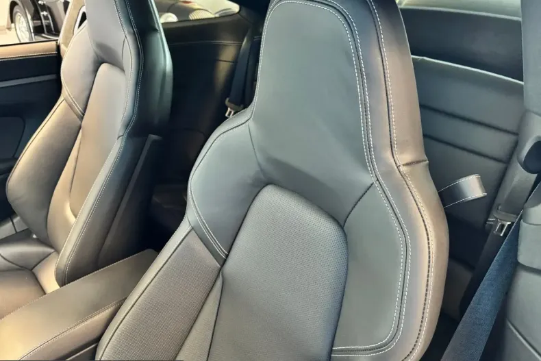 Porsche 992 din 2024 cu 18.900 km - oferta POR203585 - foto 13