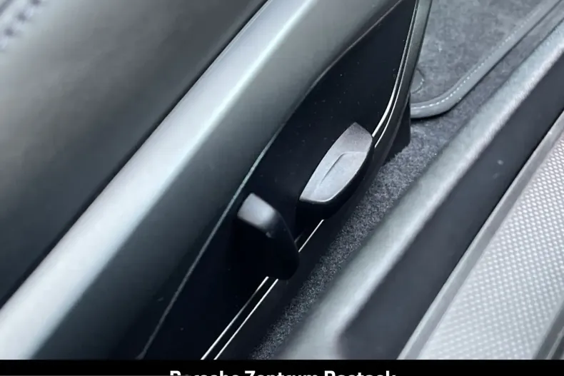 Porsche 992 din 2023 cu 39.900 km - oferta POR203589 - foto 13