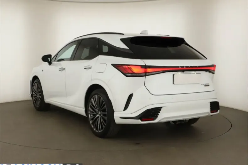Lexus RX 500 din 2024 cu 48.430 km - oferta LEX203596 - foto 4