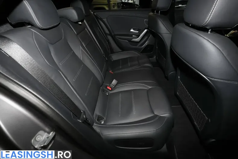 Mercedes-Benz A 220 (Clasa A) din 2023 cu 27.920 km - oferta MER203597 - foto 6