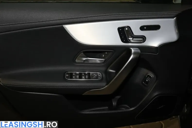 Mercedes-Benz A 220 (Clasa A) din 2023 cu 27.920 km - oferta MER203597 - foto 11