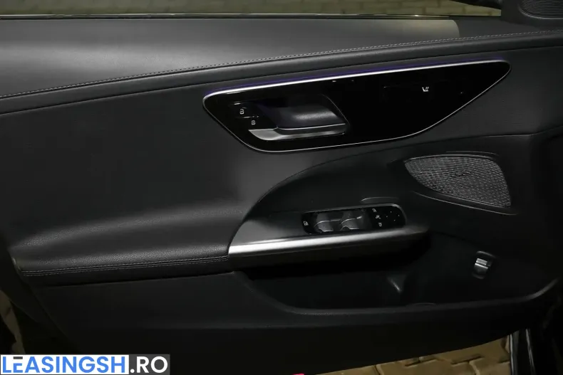 Mercedes-Benz C 300 (Clasa C) din 2023 cu 46.430 km - oferta MER203598 - foto 11