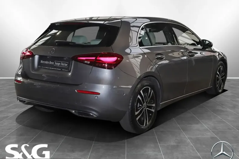 Mercedes-Benz A 180 (Clasa A) din 2024 cu 6.410 km - oferta MER203606 - foto 2