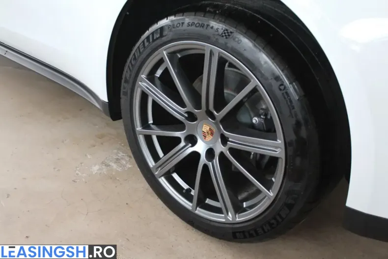 Porsche Panamera din 2026 cu 25 km - oferta POR203608 - foto 22