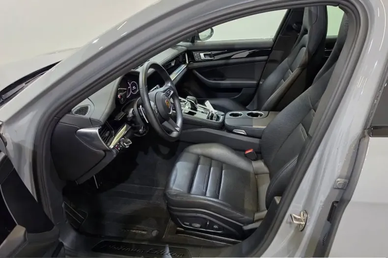 Porsche Panamera din 2023 cu 25.386 km - oferta POR203612 - foto 8