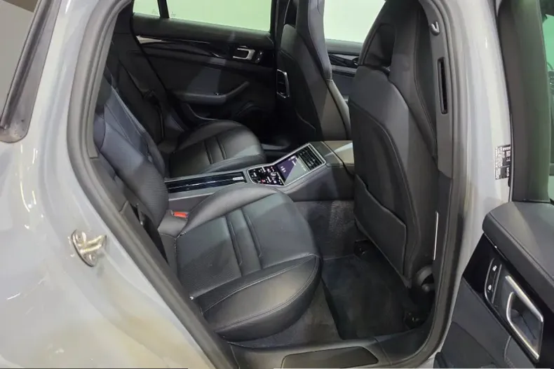 Porsche Panamera din 2023 cu 25.386 km - oferta POR203612 - foto 14