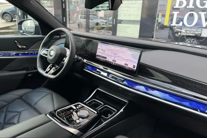 BMW 740 (Seria 7) din 2025 cu 14.049 km - oferta BMW203623 - foto 7