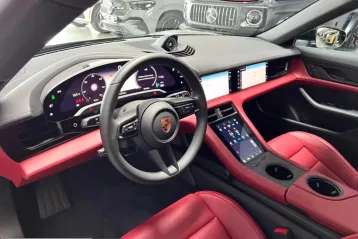 Porsche Taycan din 2026 - oferta POR203624