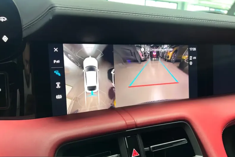 Porsche Taycan din 2026 cu 20 km - oferta POR203624 - foto 12