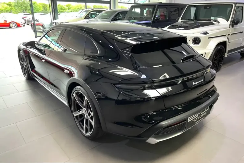 Porsche Taycan din 2026 cu 20 km - oferta POR203624 - foto 17