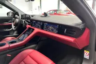 Porsche Taycan din 2026 cu 20 km - oferta POR203624 - foto 23