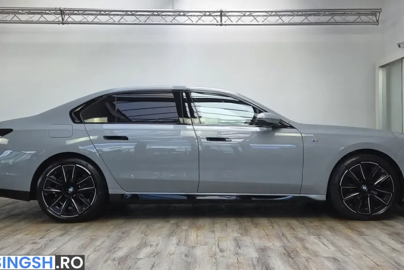 BMW 740 (Seria 7) din 2025 cu 5.950 km - oferta BMW203628 - foto 4