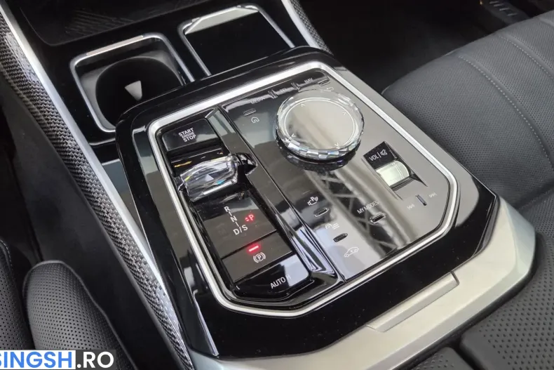 BMW 740 (Seria 7) din 2025 cu 5.950 km - oferta BMW203628 - foto 11