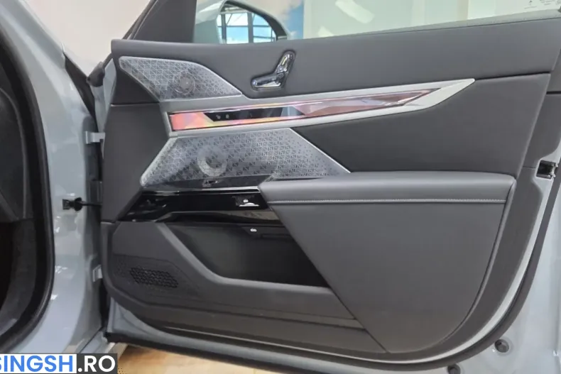 BMW 740 (Seria 7) din 2025 cu 5.950 km - oferta BMW203628 - foto 35