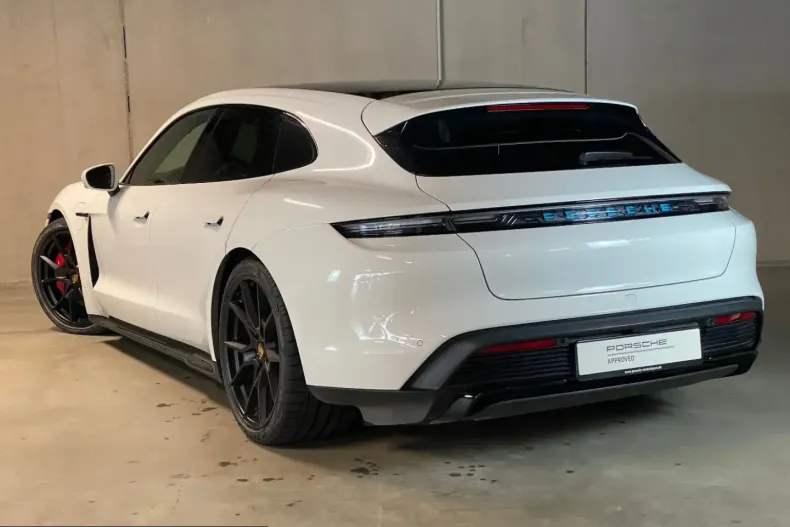 Porsche Taycan din 2023 cu 74.700 km - oferta POR203630 - foto 4