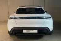 Porsche Taycan din 2023 cu 74.700 km - oferta POR203630 - foto 6