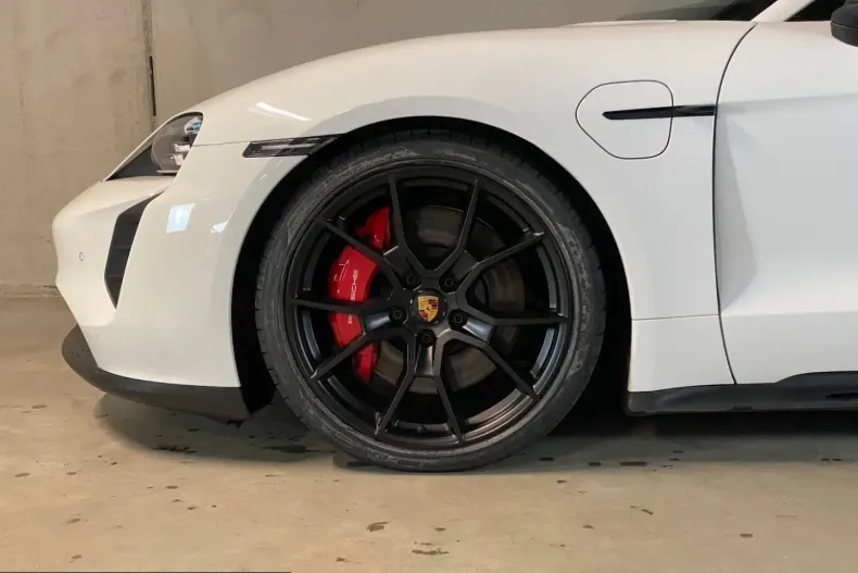 Porsche Taycan din 2023 cu 74.700 km - oferta POR203630 - foto 8