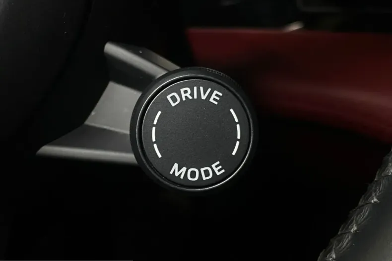 Porsche Taycan din 2023 cu 74.700 km - oferta POR203630 - foto 18