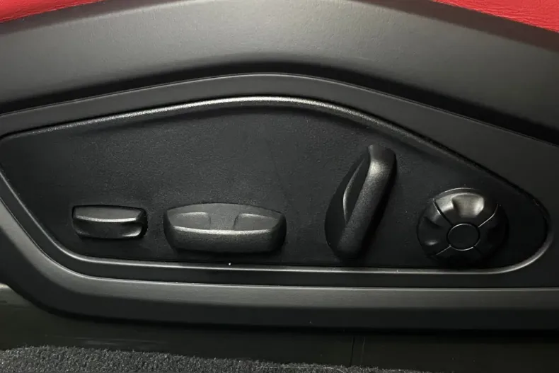 Porsche Taycan din 2023 cu 74.700 km - oferta POR203630 - foto 28