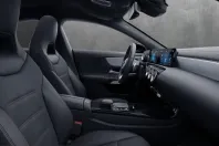 Mercedes-Benz CLA 180 (Clasa CLA) din 2022 cu 37.500 km - oferta MER203634 - foto 10