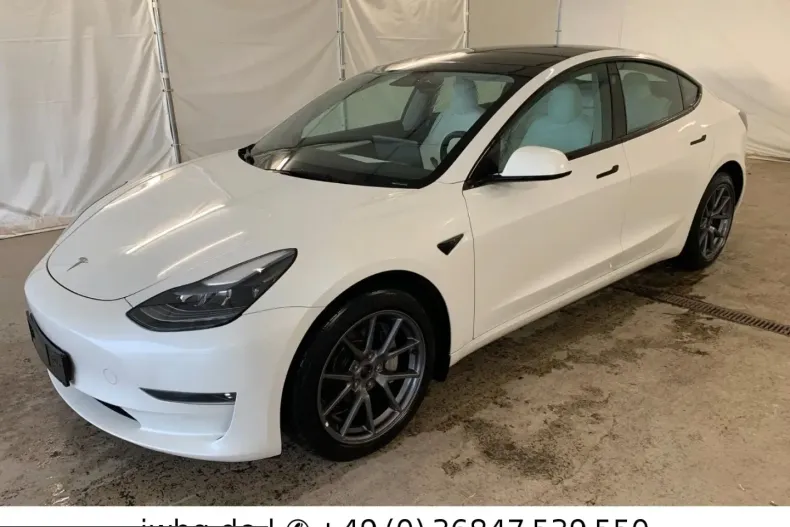Tesla Model 3 din 2023 cu 53.122 km - oferta TES203640 - foto 1