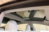 Tesla Model 3 din 2023 cu 53.122 km - oferta TES203640 - foto 4