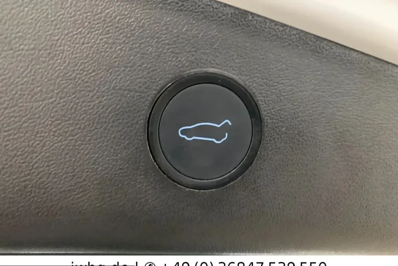 Tesla Model 3 din 2023 cu 53.122 km - oferta TES203640 - foto 6