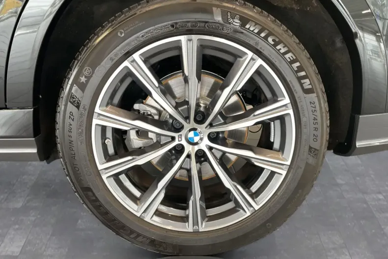 BMW X6 (Seria X) din 2025 cu 7.083 km - oferta BMW203643 - foto 11