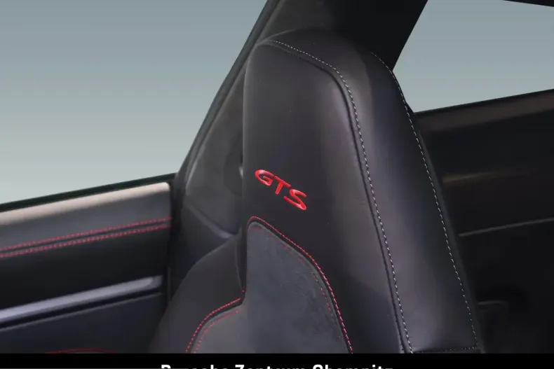 Porsche 911 din 2026 cu 50 km - oferta POR203645 - foto 18