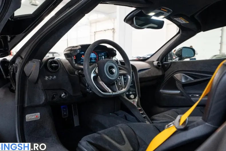 McLaren 750S din 2024 cu 8.255 km - oferta MCL203654 - foto 8