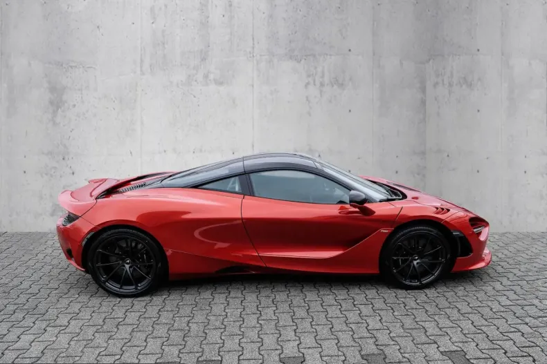 McLaren 750S din 2024 cu 2.770 km - oferta MCL203658 - foto 2