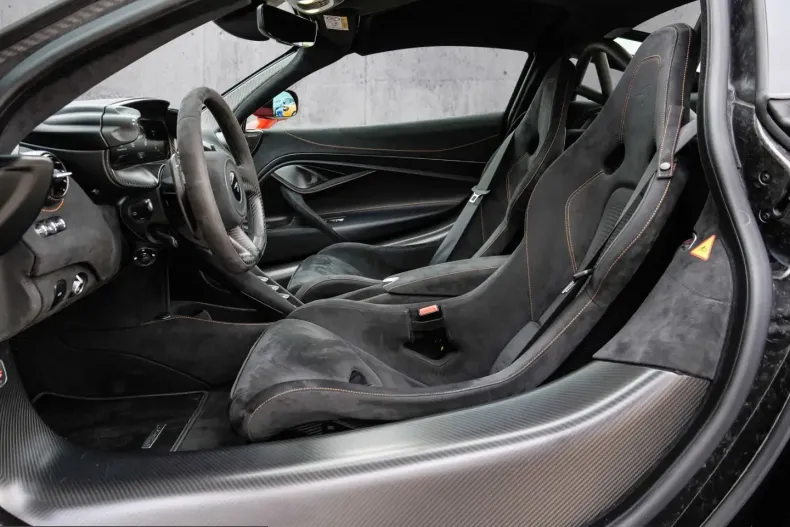 McLaren 750S din 2024 cu 2.770 km - oferta MCL203658 - foto 8