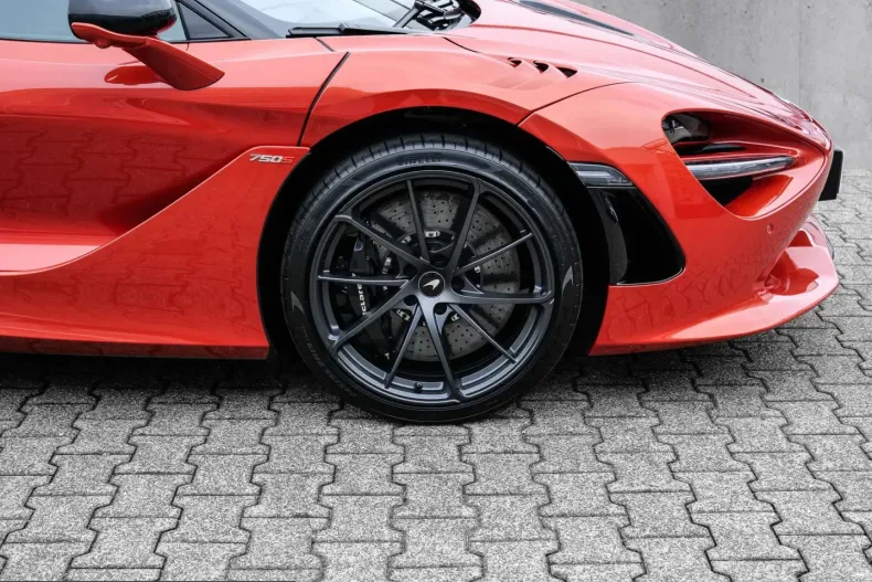 McLaren 750S din 2024 cu 2.770 km - oferta MCL203658 - foto 9
