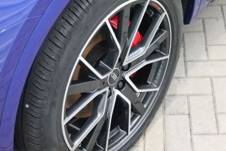 Audi Q5 din 2022 cu 48.480 km - oferta AUD203664 - foto 27